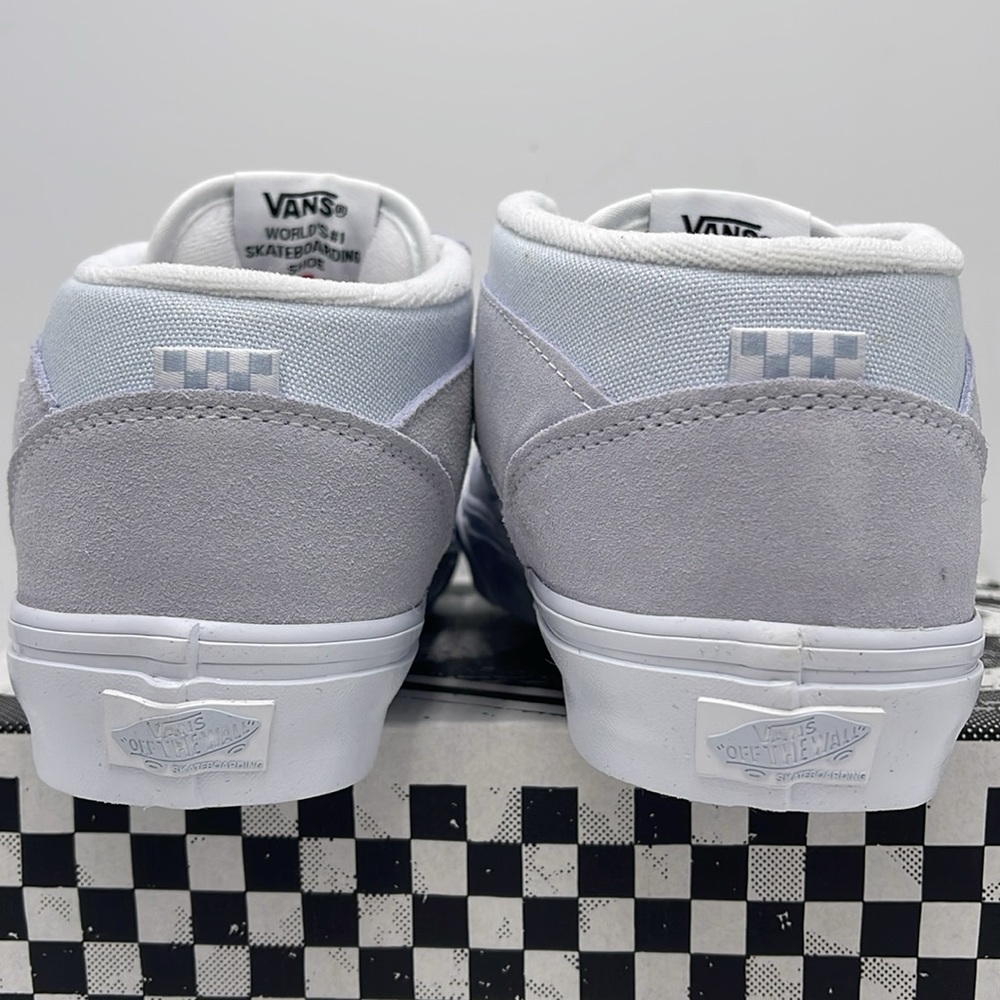 Vans Men’s Skate Half Cab
Light Blue/White
VN0A5KYABGX Sneakers - Picture 13 of 16